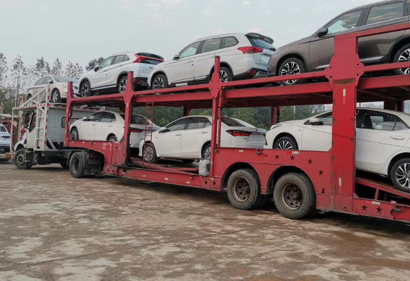 小轎車托運4000公里多少錢_汽車托運四千公里大概多少錢